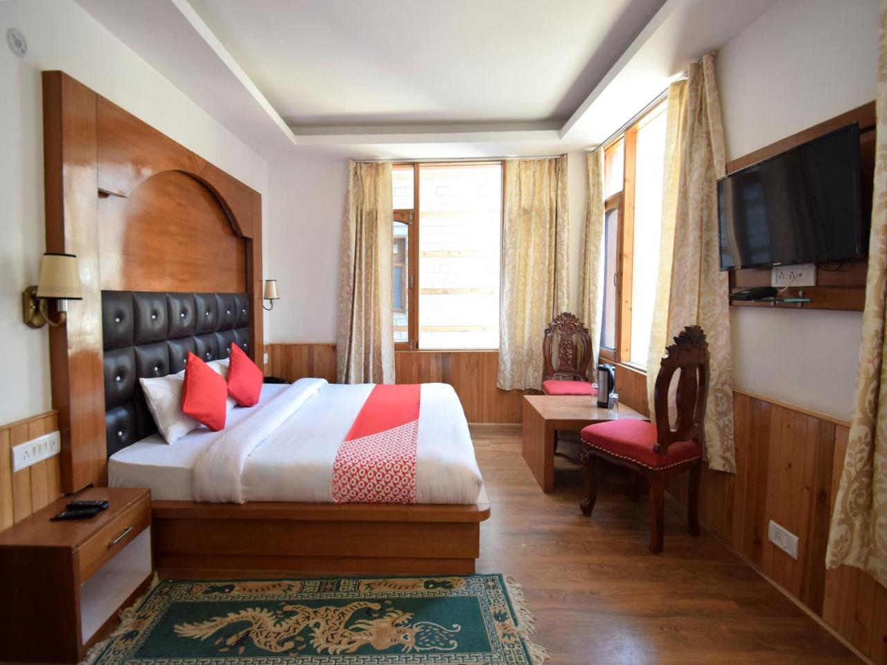 Oyo 10255 Hotel Red Apple Manāli Εξωτερικό φωτογραφία